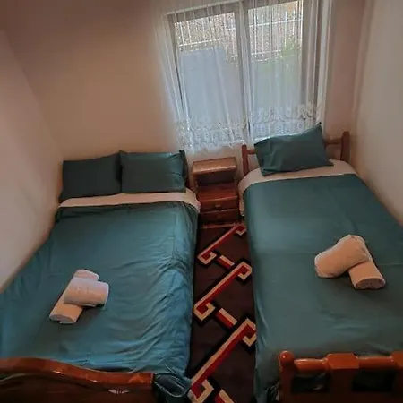 Serenity Traditional House Vakantiehuis *