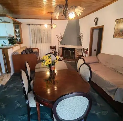 Serenity Traditional House Дом отдыха