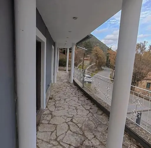 Serenity Traditional House *