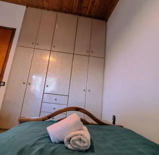 Дом отдыха Serenity Traditional House Калаврита